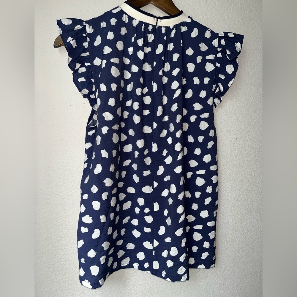 THML Cute fresh Navy top with flutter sleeves. Rayon and nylon. EUC - Picture 5 of 7